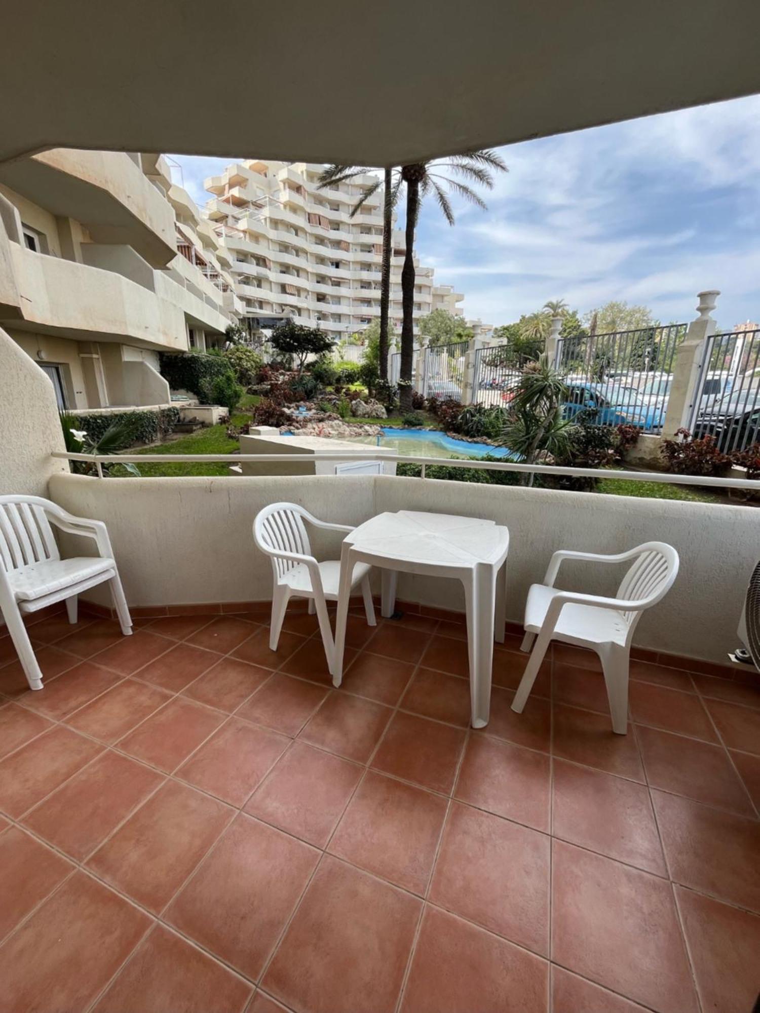 Benal Beach Vista Al Mar, Piscina Templada Benalmádena Exterior foto